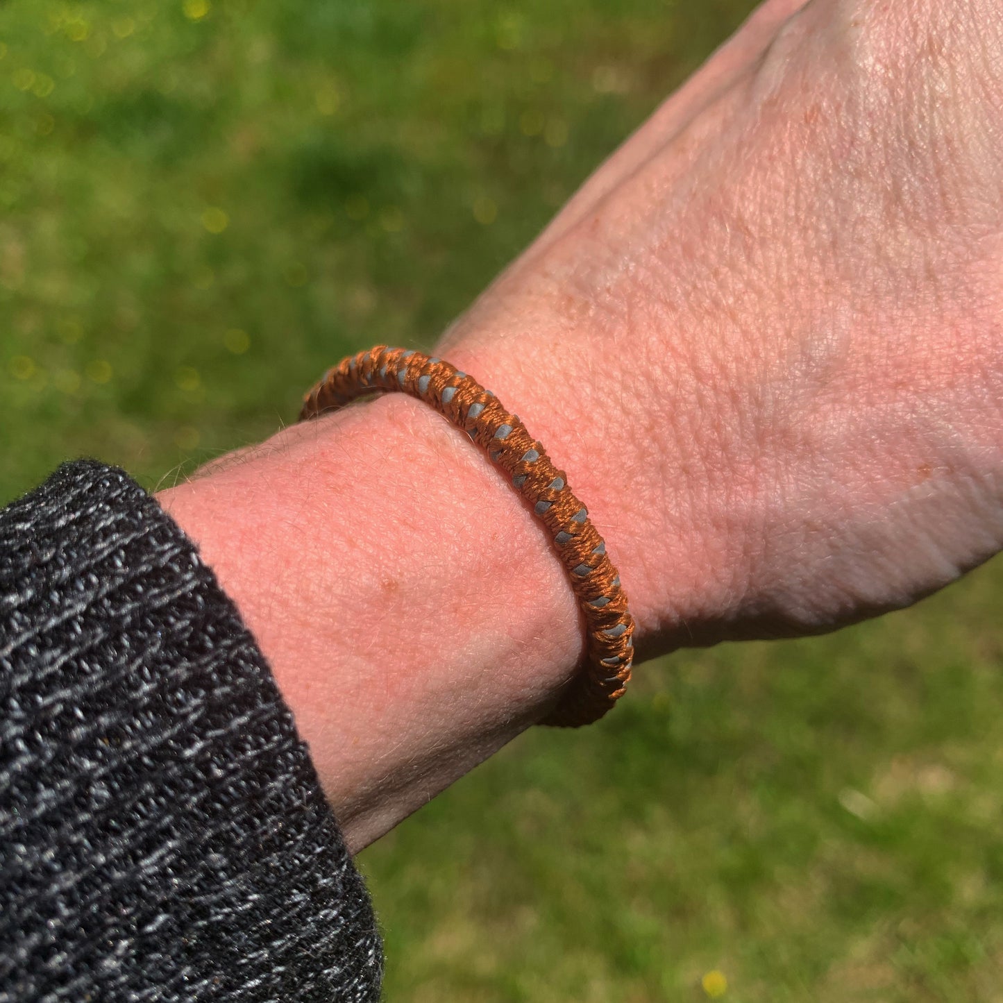Active Hair Band in Red / Auburn
